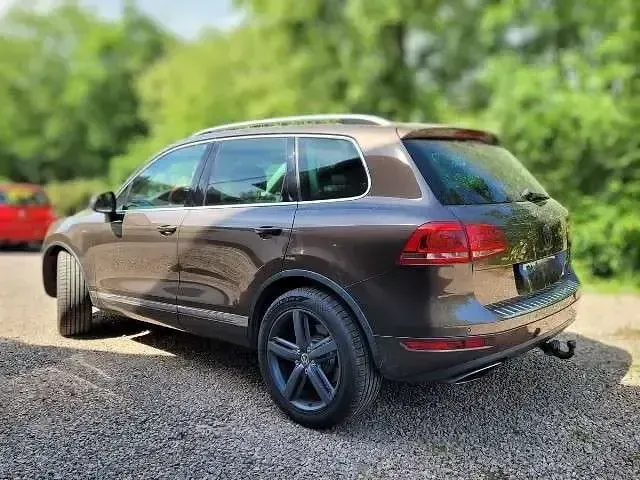 Gebraucht VW Touareg 340 PS (250 kW) 2010 Graciosabraunmetallic SUV