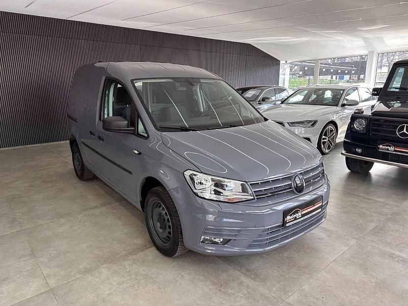 Gebraucht VW Caddy 102 PS (75 kW) 2020 Grau Van / Kleinbus
