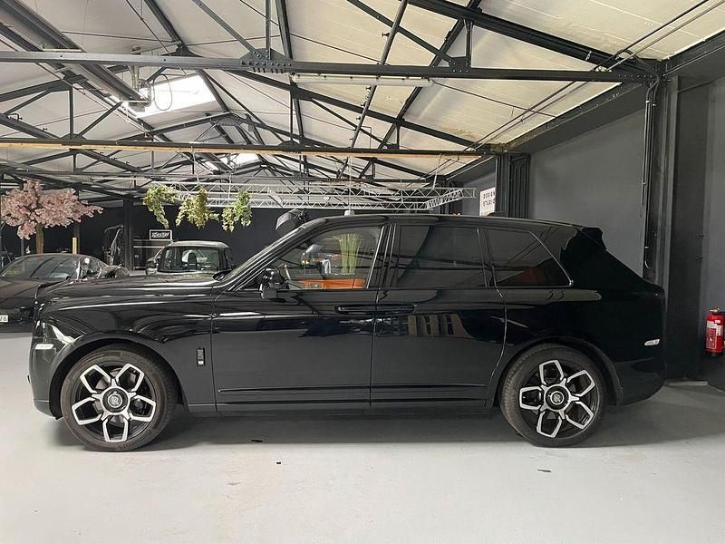 Gebraucht Rolls Royce Cullinan 571 PS (419 kW) 2024 Schwarz SUV