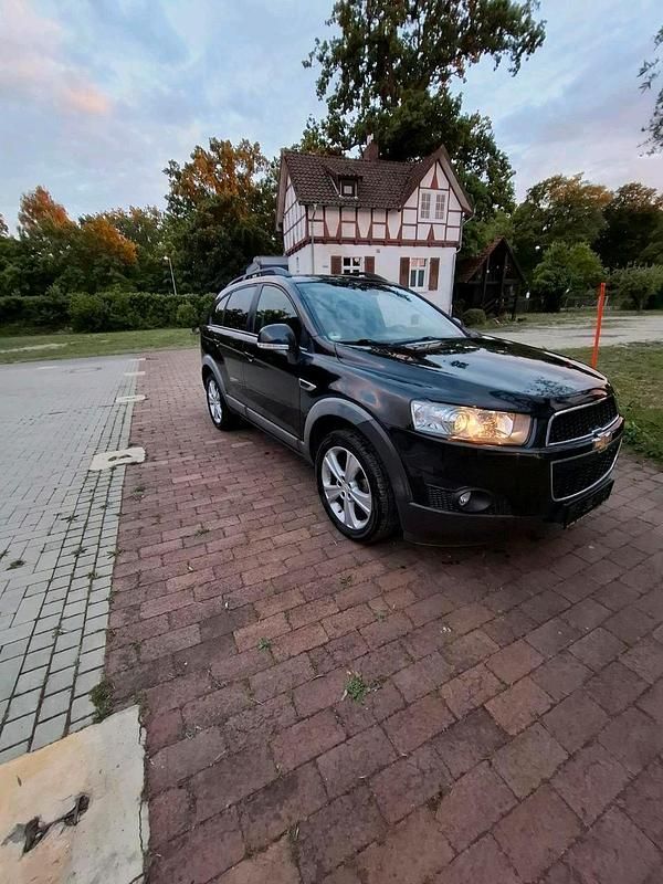 Gebraucht 2011 Chevrolet Captiva SUV | 5.499 € - Bild 1/4