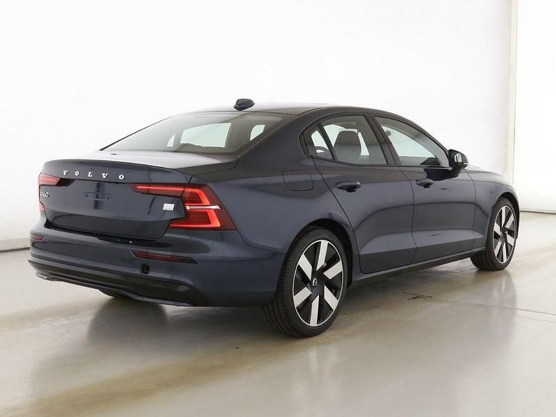 Gebraucht Volvo S60 Ultimate 455 PS (334 kW) 2024 Blau Limousine