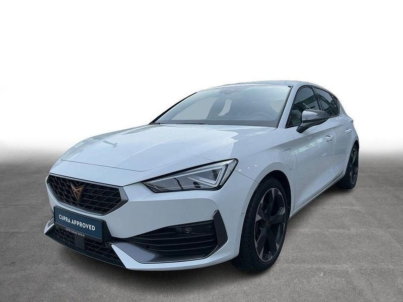Gebraucht Cupra Leon 204 PS (150 kW) 2024 Nevada weiß metallic Limousine