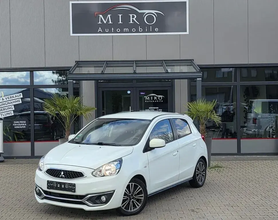 Gebraucht Mitsubishi Space Star Edition 80 PS (58 kW) 2018 Weiß Kleinwagen