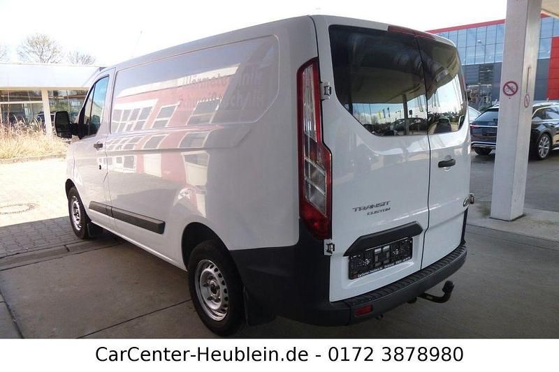 Używany Ford Transit Custom 101 KM (74 kW) 2016 Biały Minivan