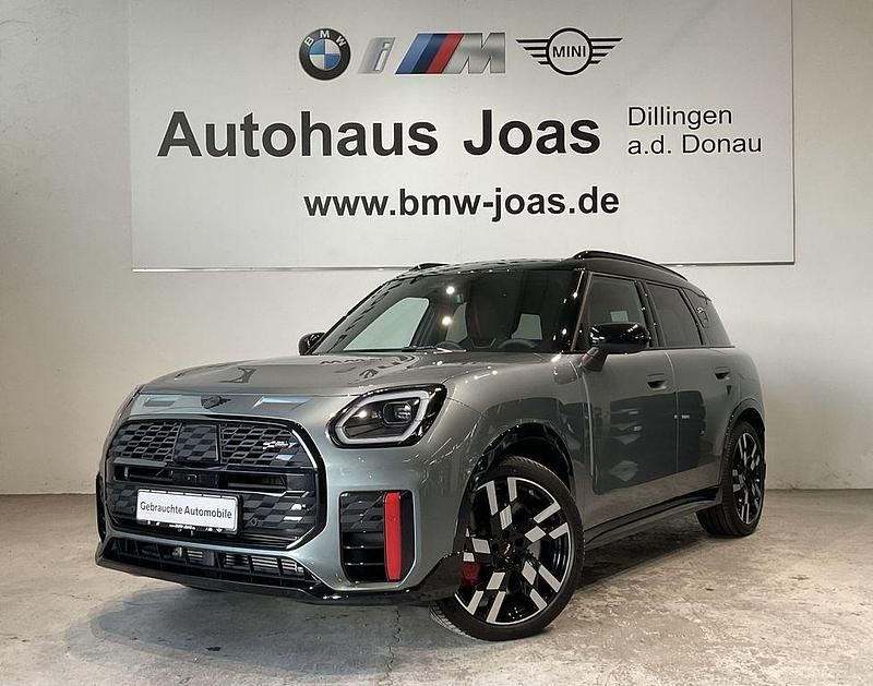 Smokey green Gebraucht 2025 Mini John Cooper Works Kleinwagen | 46.500 € (Etwas zu teuer) - Bild 1/4