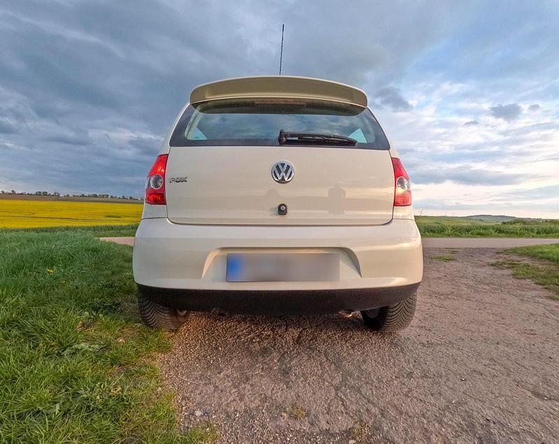 Brugt VW Fox 54 HK (39 kW) 2011 Hvid Hatchback