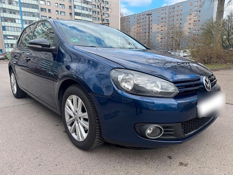 Gebraucht VW Golf VII Style 105 PS (77 kW) 2012 Blau Limousine
