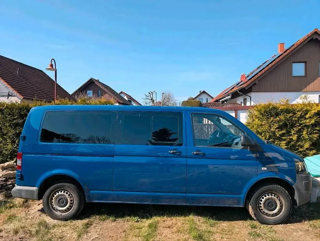 Gebraucht VW Caravelle 102 PS (75 kW) 2010 Blau Van