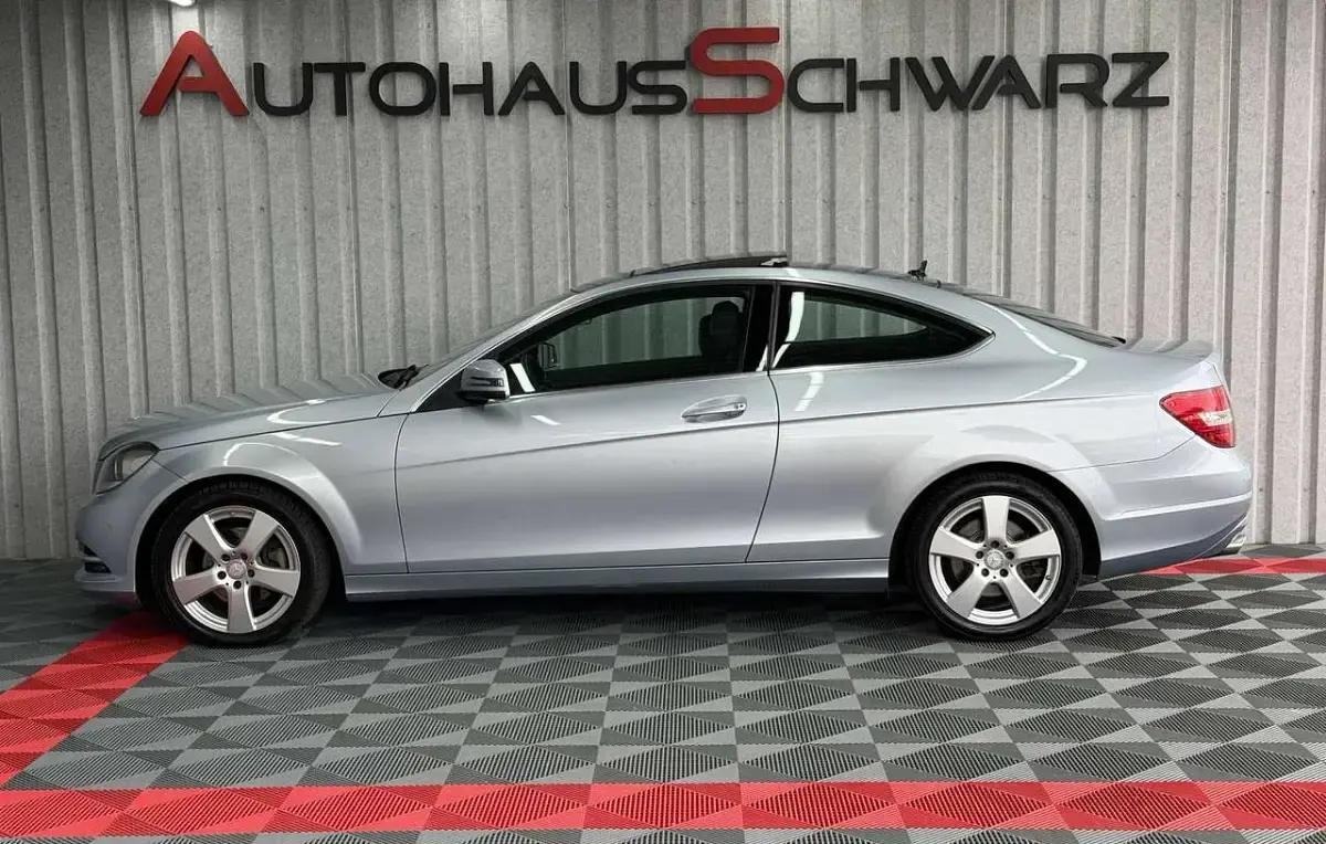 Gebraucht Mercedes C220 170 PS (125 kW) 2014 Diamantsilber  metalliclack Coupé