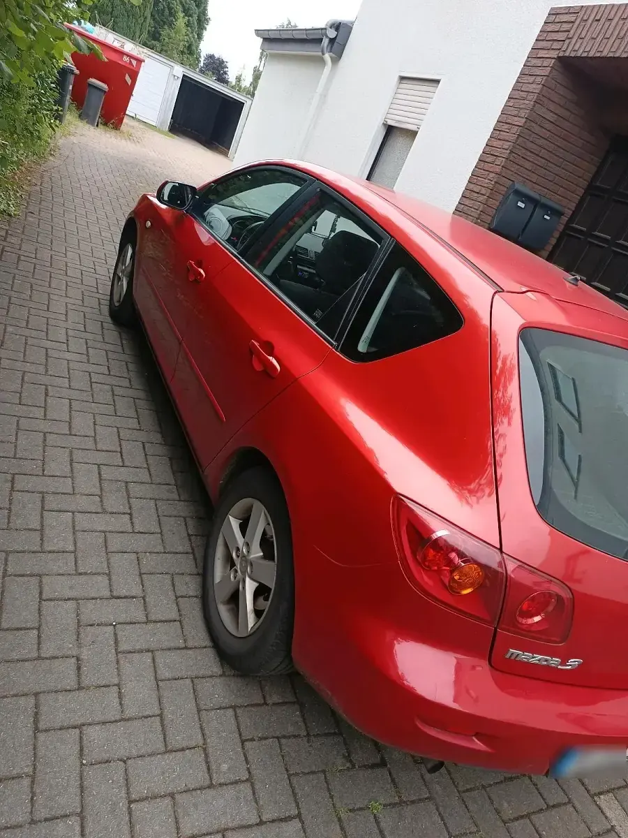 Gebraucht Mazda 3 110 PS (80 kW) 2005 Rot Kleinwagen