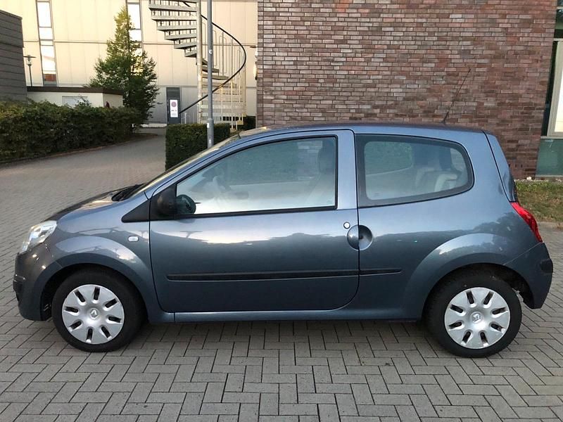 Grau Gebraucht 2008 Renault Twingo Kleinwagen | 1.650 € (Guter Preis) - Bild 1/4