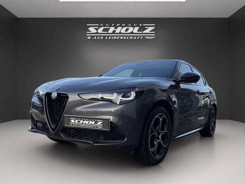 Grigio vesuvio, metallic Gebraucht 2023 Alfa Romeo Stelvio Veloce SUV | 39.900 € (Etwas zu teuer) - Bild 1/4