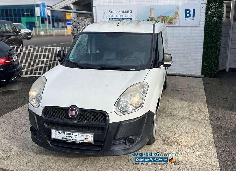 Gebraucht Fiat Doblò Basis 90 PS (66 kW) 2014 Weiß Van / Kleinbus