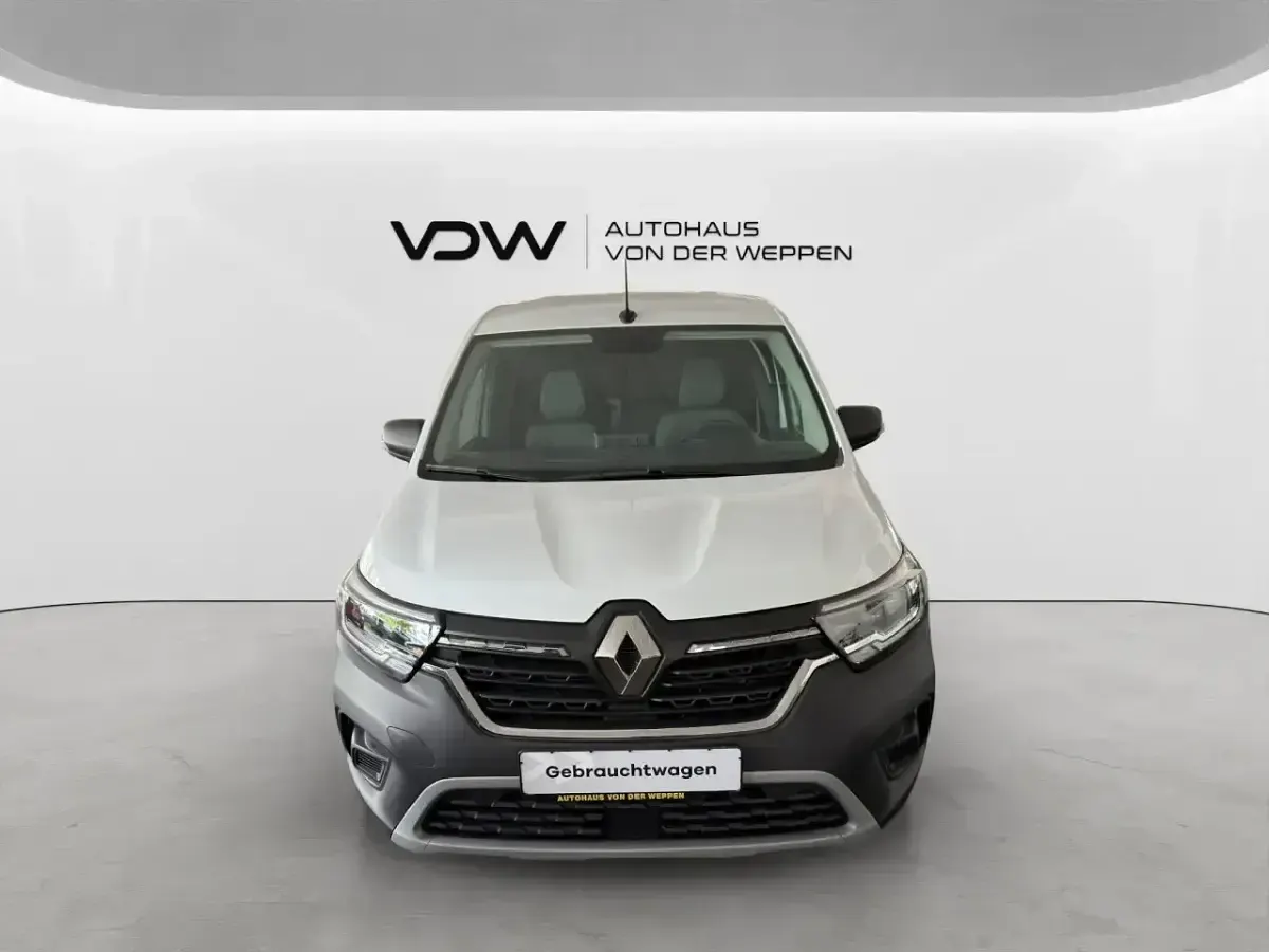 Używany Renault Kangoo Rapid Extra 70 KM (51 kW) 2021 Biały Minivan