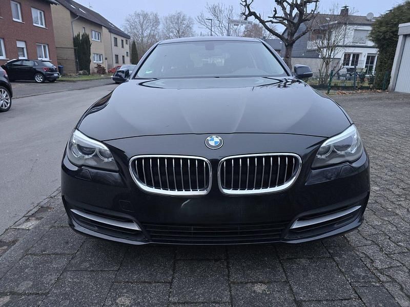 Gebraucht BMW 520 190 PS (139 kW) 2014 Schwarz Kombi