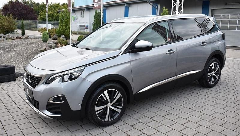 Gebraucht Peugeot 5008 Allure 179 PS (131 kW) 2019 Grau Van / Kleinbus