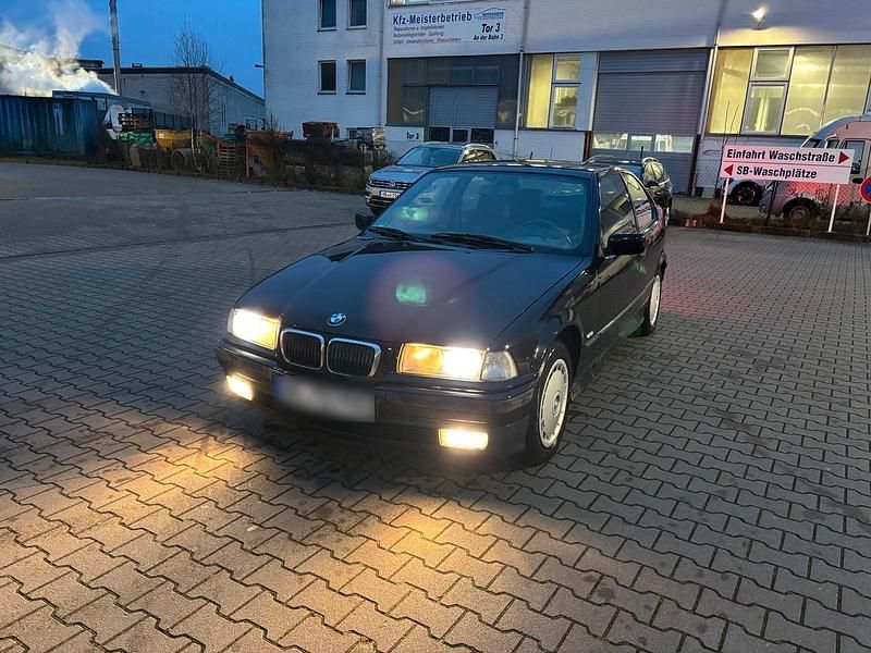 Brugt BMW 316 1997 Sort Sedan