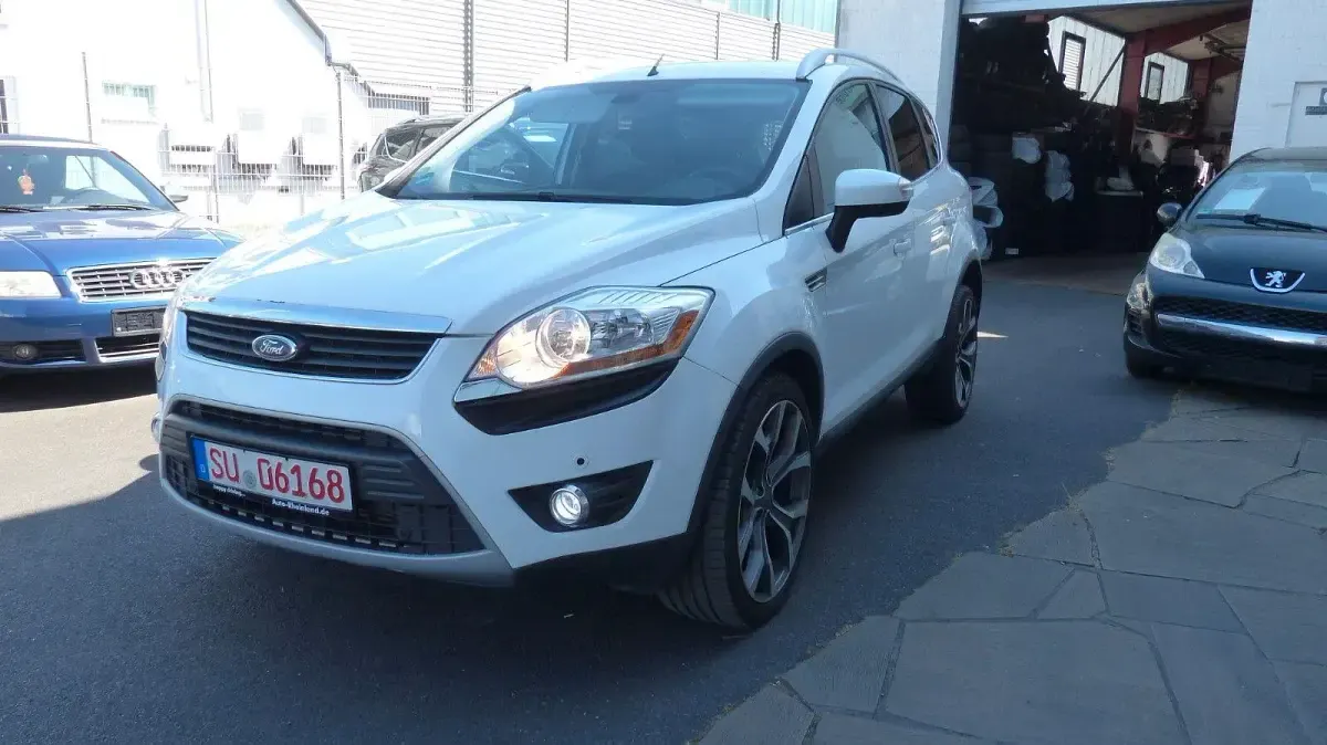 Gebraucht Ford Kuga Titanium 200 PS (147 kW) 2009 Weiß SUV