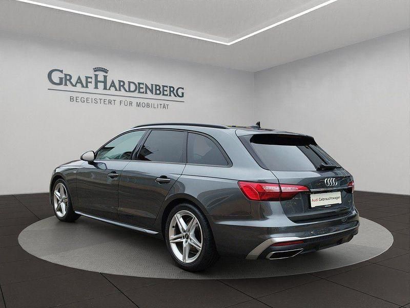 Gebraucht Audi A4 S-Line 204 PS (150 kW) 2022 Grau Kombi