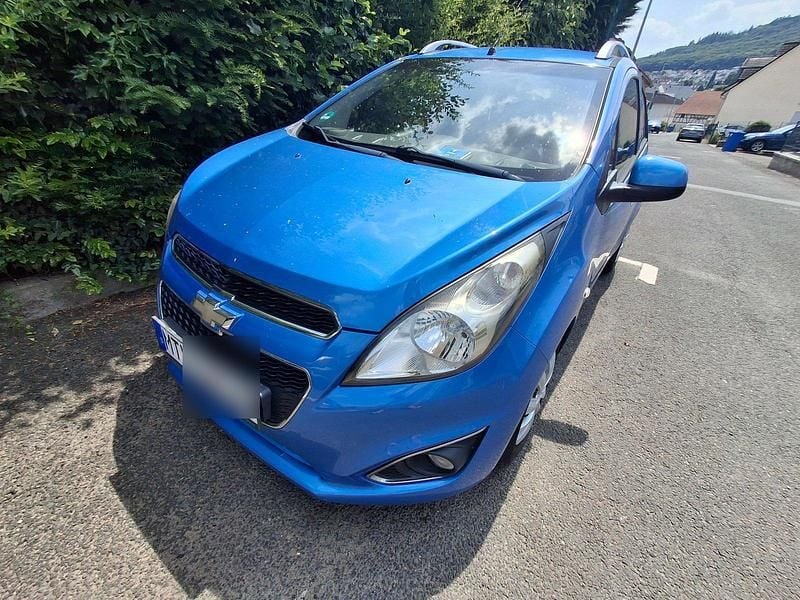 Blau Gebraucht 2013 Chevrolet Spark Kleinwagen | 2.700 € - Bild 1/4