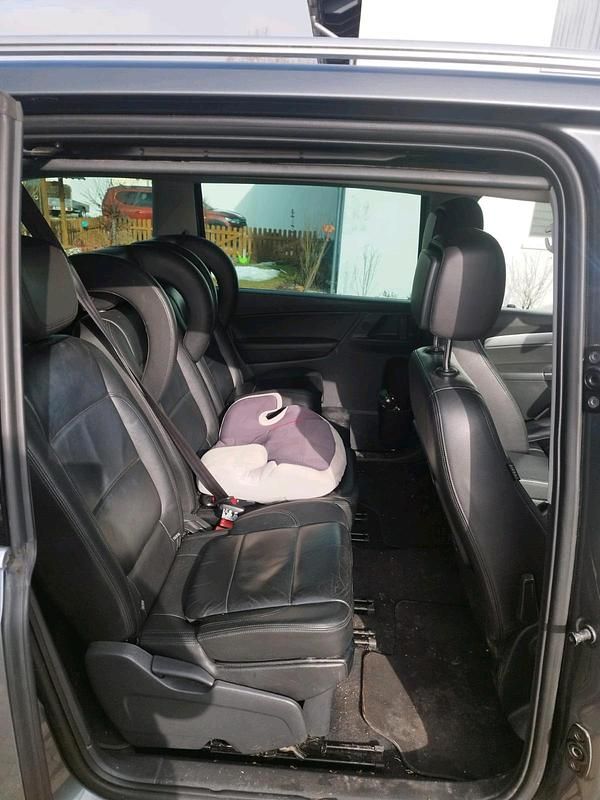 Gebraucht VW Touran 137 PS (100 kW) 2015 Grau Van / Kleinbus