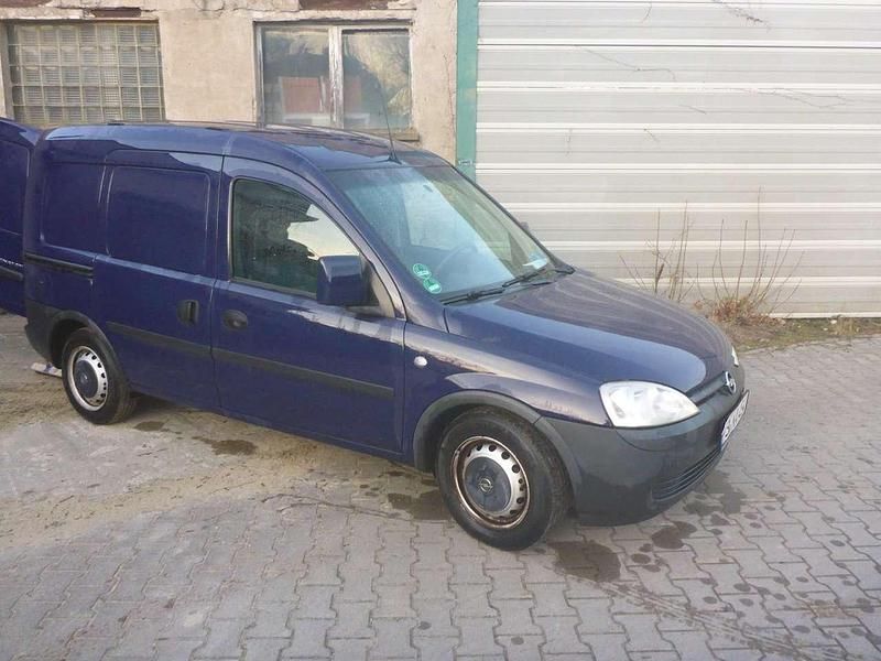 Gebraucht Opel Combo 69 PS (50 kW) 2010 Van / Kleinbus