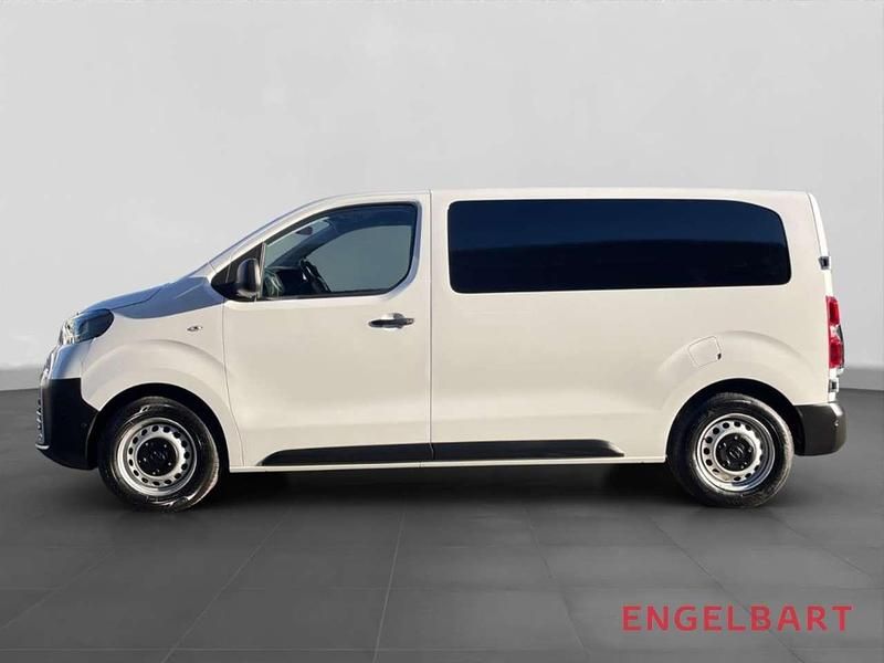 Gebraucht Toyota Proace 120 PS (88 kW) 2024 Icy white Van / Kleinbus