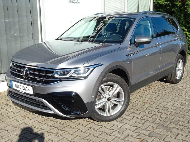 Silber Gebraucht 2022 VW Tiguan Allspace Elegance SUV | 30.990 € (Guter Preis) - Bild 1/4