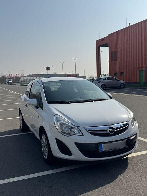 Gebraucht Opel Corsa 69 PS (50 kW) 2013 Weiß Kleinwagen