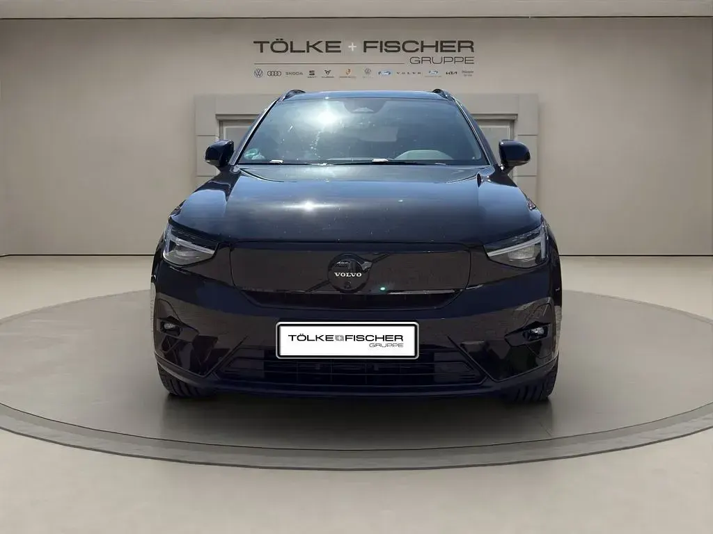 Gebraucht Volvo EX40 Ultra 185 kW (252 PS) 2026 Schwarz SUV