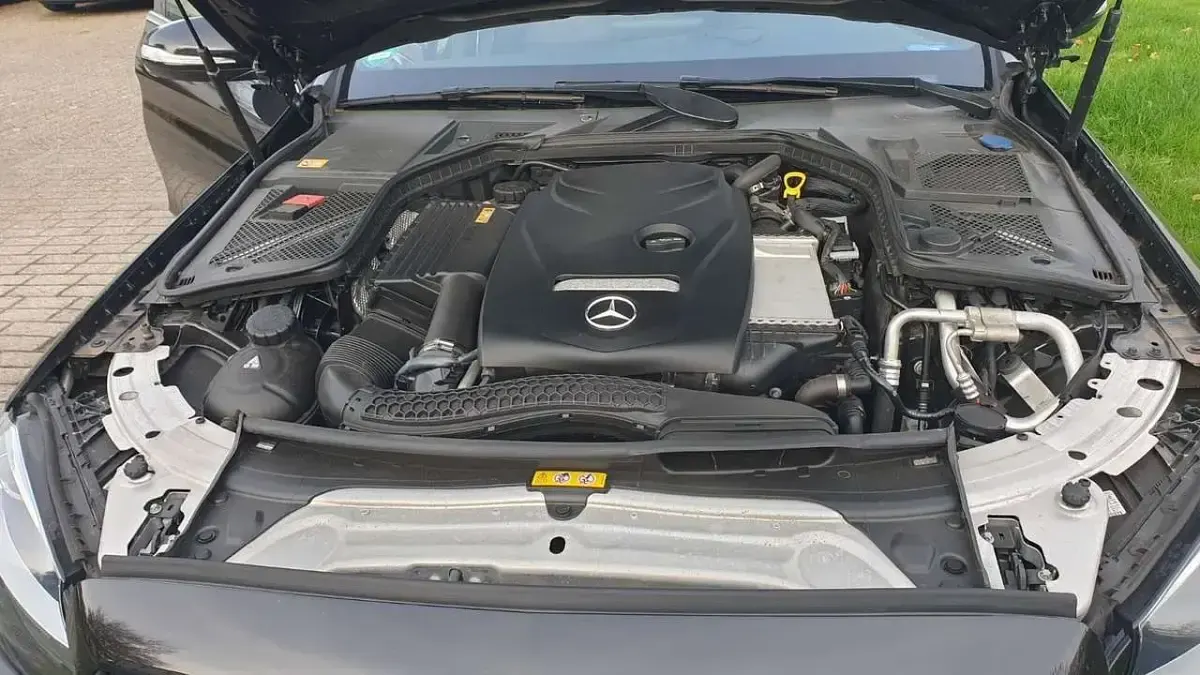 Gebraucht Mercedes 200 AMG 250 PS (183 kW) 2015 Schwarz