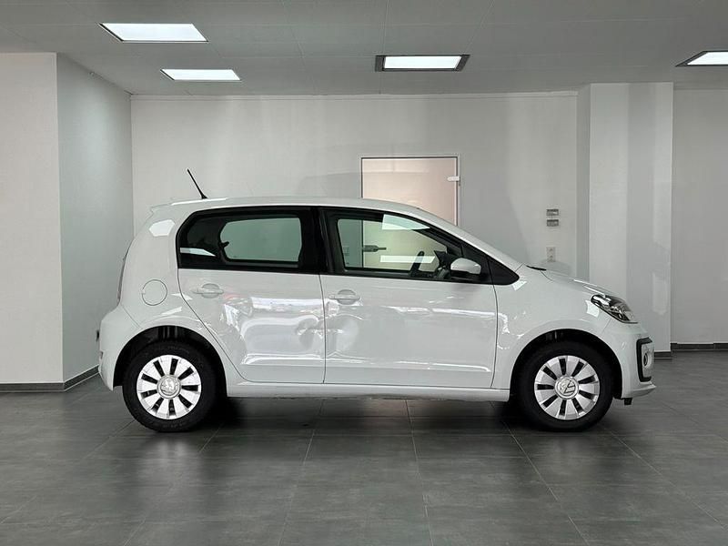 Second-hand VW up! 65 CP (47 kW) 2020 Alb Hatchback