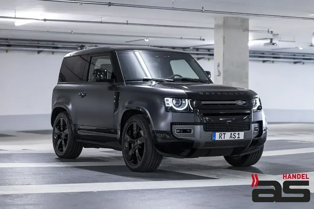 Gebraucht Land Rover Defender Carpathian Edition 525 PS (386 kW) 2022 Schwarz SUV