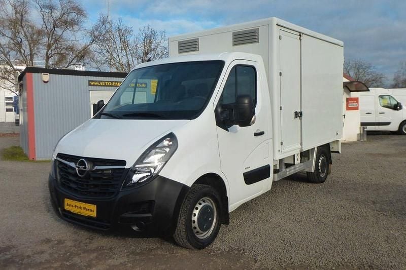 Mineral/polar weiss (055p) Gebraucht 2021 Opel Movano Van | 18.800 € (Guter Preis) - Bild 1/4