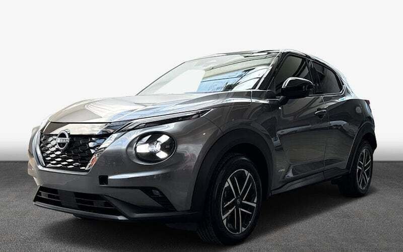 Karosseriefarbe: dark grey (m), kontrastfarbe black Neu 2024 Nissan Juke N-Connecta SUV | 28.990 € (Fairer Preis) - Bild 1/4
