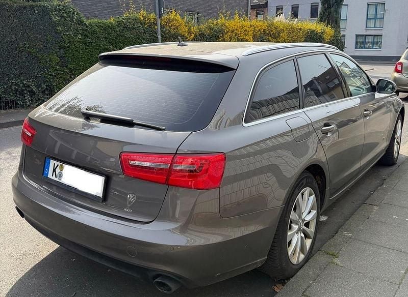 Gebraucht Audi A6 245 PS (180 kW) 2011 Schwarz Kombi