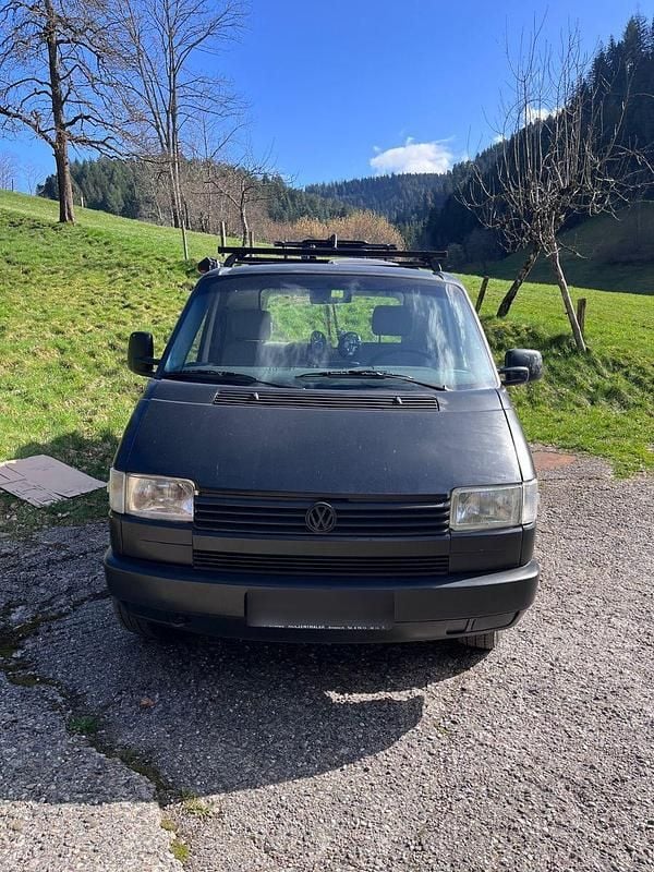 Gebraucht VW T4 78 PS (57 kW) 1993 Schwarz Van