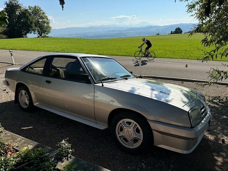 Silber Gebraucht 1986 Opel Manta Limousine | 21.400 € - Bild 1/4