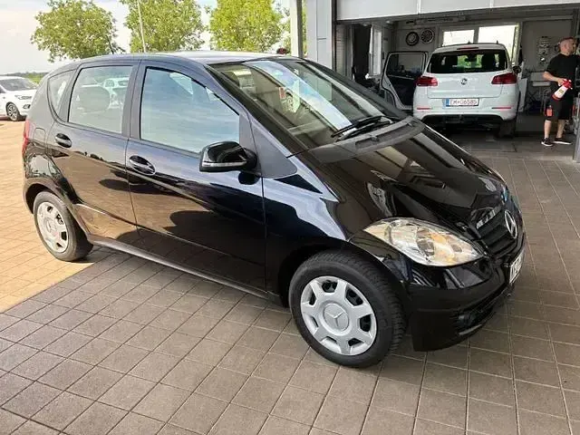 Gebraucht Mercedes A150 95 PS (69 kW) 2009 Schwarz Limousine