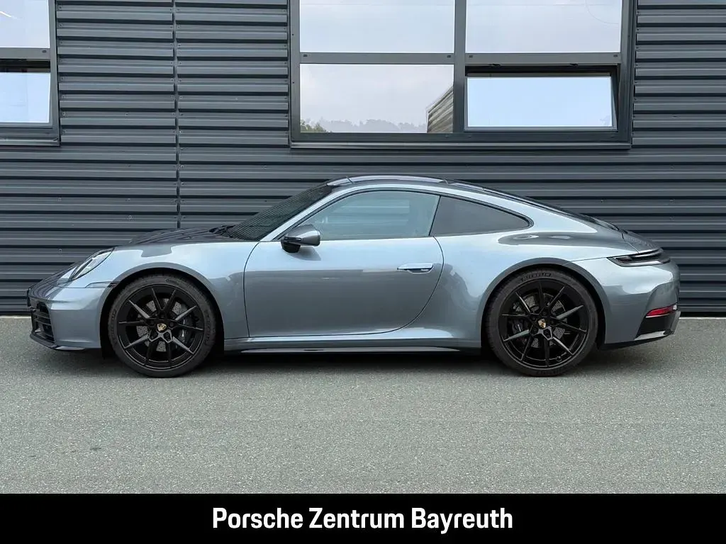 Gebraucht Porsche 911 Carrera 394 PS (289 kW) 2025 Grau Coupé