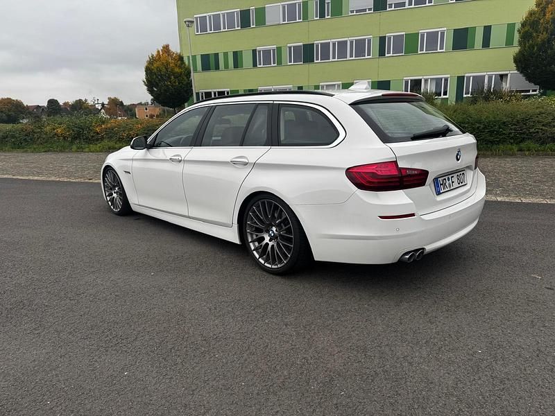 Gebraucht BMW 530 258 PS (189 kW) 2017 Weiß Kombi