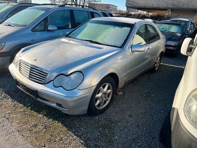 Gebraucht 2001 Mercedes C180 Elegance Limousine | 1.150 € (Superpreis) - Bild 1/4