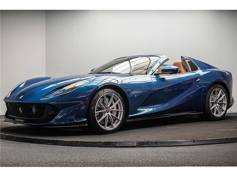 Gebraucht Ferrari 812 2021 Blau