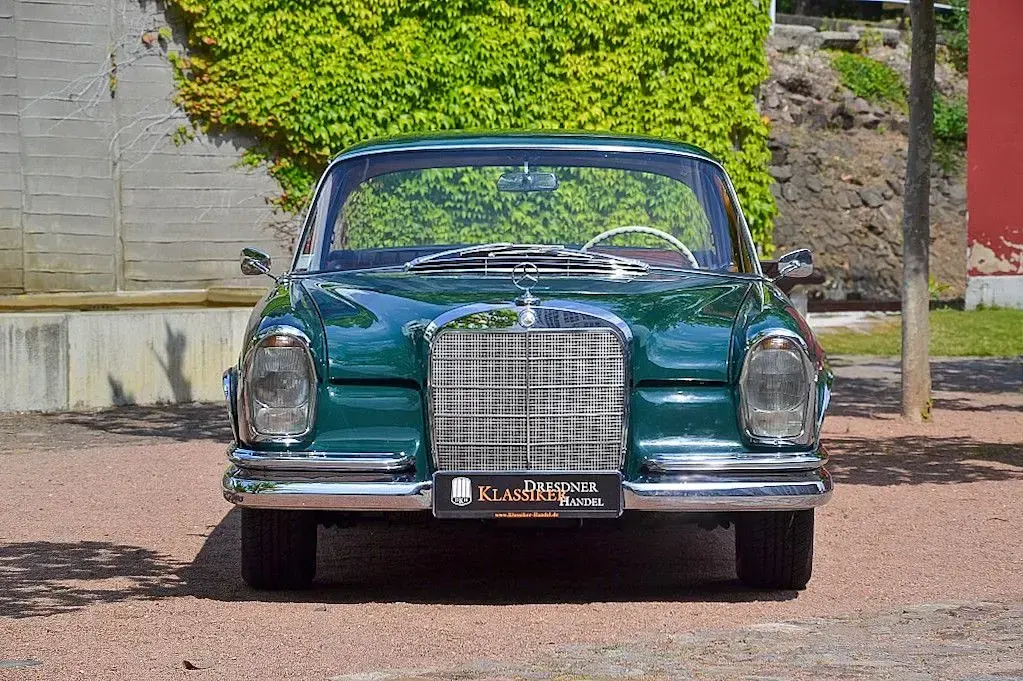 Gebraucht Mercedes 250 SE 150 PS (110 kW) 1966 Grün Coupé