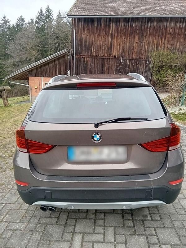 Gebraucht BMW X1 184 PS (135 kW) 2012 Braun SUV