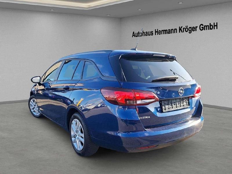 Gebraucht Opel Astra 122 PS (89 kW) 2019 Nautic blau Kombi