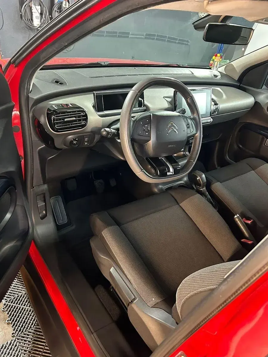 Usata Citroën C4 PureTech 110 CV (80 kW) 2015 Rosso Berlina