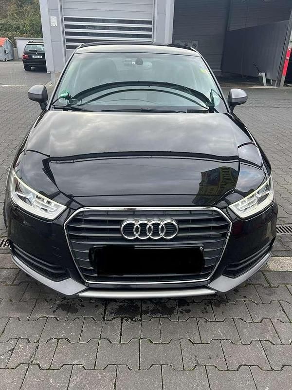 Gebraucht 2018 Audi A1 Sportback Sport Kleinwagen | 9.500 € - Bild 1/4