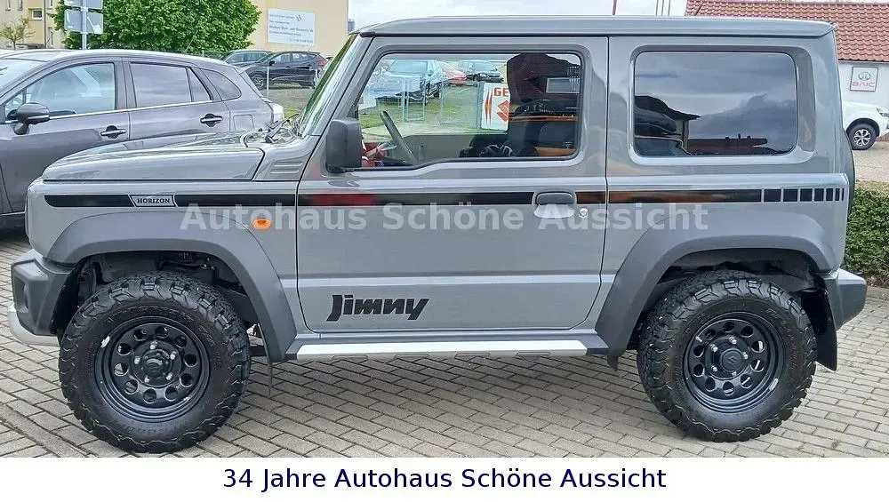 Gebraucht Suzuki Jimny 102 PS (75 kW) 2024 Grau SUV