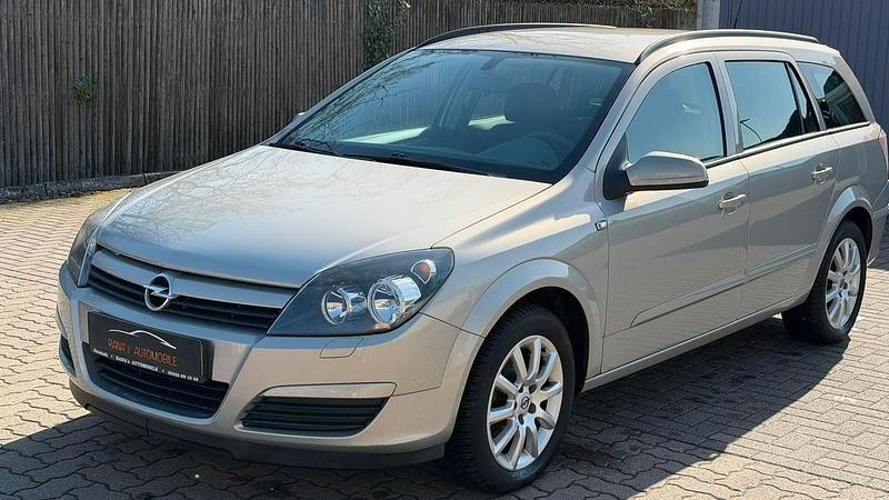 Gebraucht Opel Astra Edition 125 PS (91 kW) 2005 Pannacotta Kombi